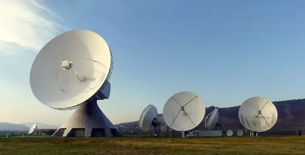 Telecommunication antennas and RF engineering — Moj Afzar Farda